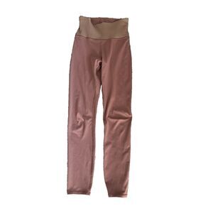Vuori Women's Leggings Size 2XS Fitted Pull On Ribbed Mauve Rose Interior Pocket